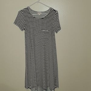 Lularoe Carly dress XXS black and white stripes